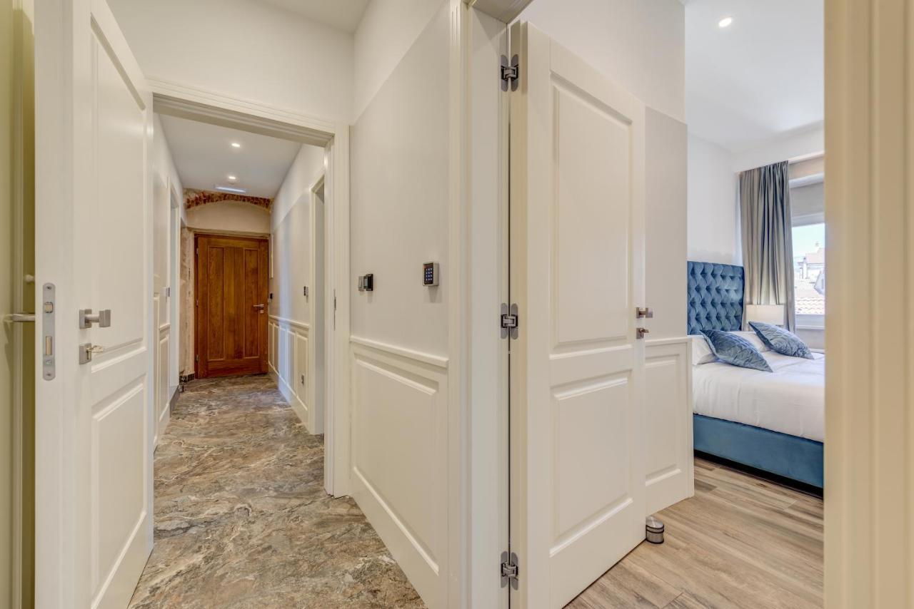 Palms Promenade Luxury Rooms สปลิท ภายนอก รูปภาพ