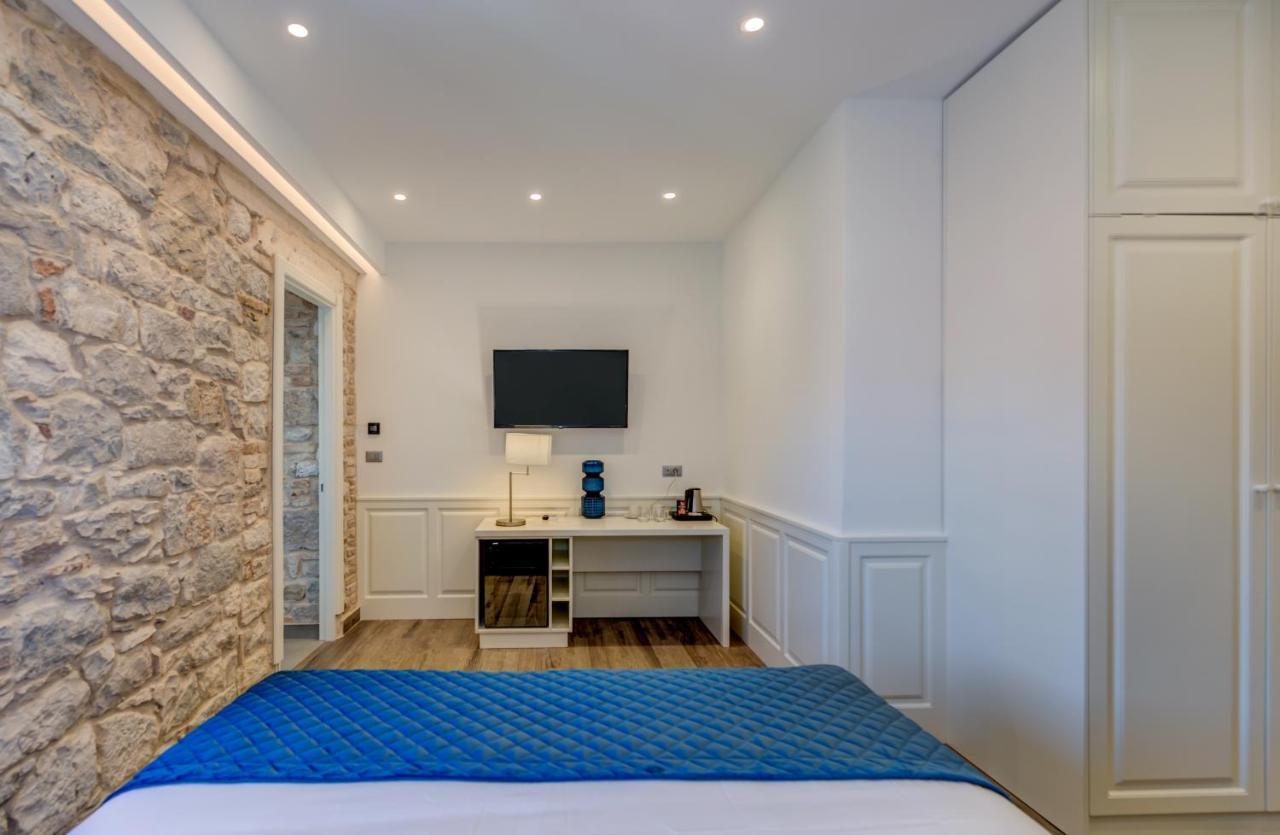 Palms Promenade Luxury Rooms สปลิท ภายนอก รูปภาพ