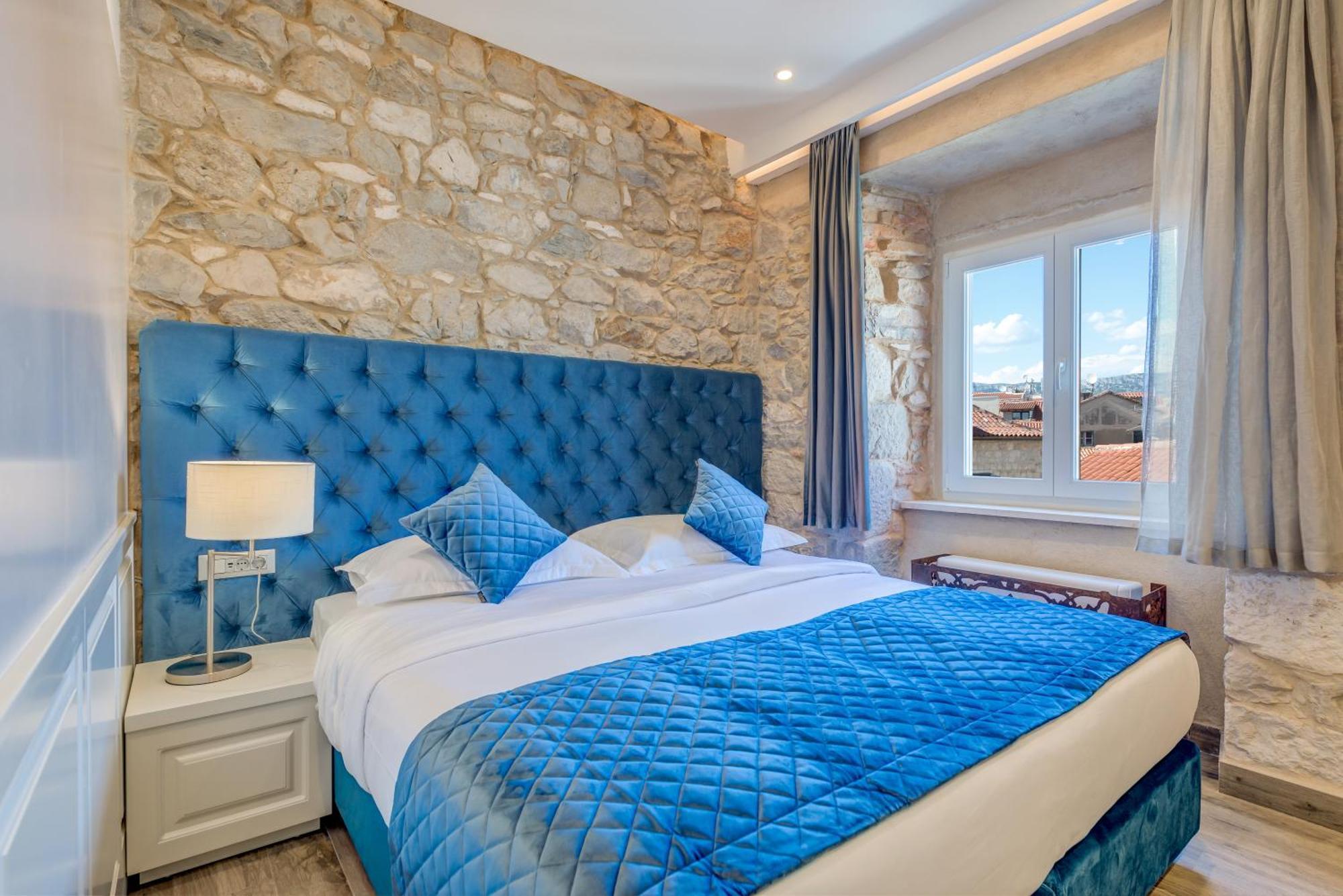 Palms Promenade Luxury Rooms สปลิท ภายนอก รูปภาพ